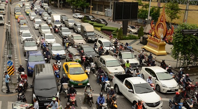 Regierung investiert 3,9 Mrd Baht in Straßensanierung