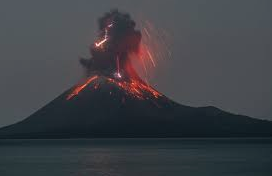 Indonesien: Aschewolke über Vulkan Merapi