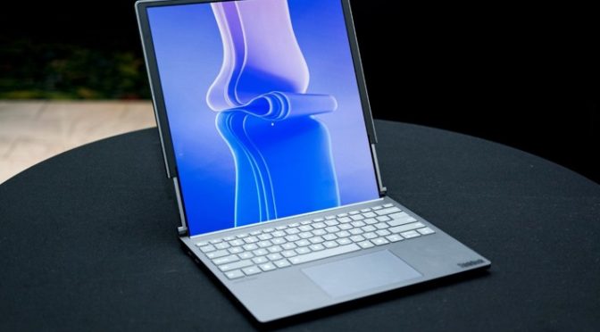 CES: Lenovo Laptop mit aufrollbarem Bildschirm